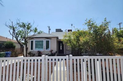 7845 Agnes Ave, North Hollywood CA 91605