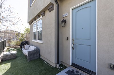 28614 Jardineras Drive, Santa Clarita, CA 91354 | Similar Property Thumbnail