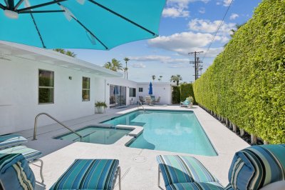 301 North Farrell Dr, Palm Springs, CA 92262 | Similar Property Thumbnail