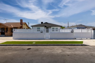 10844 Crockett St, Sun Valley CA 91352