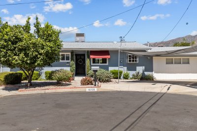 10725 Whitegate Avenue, Sunland CA 91040