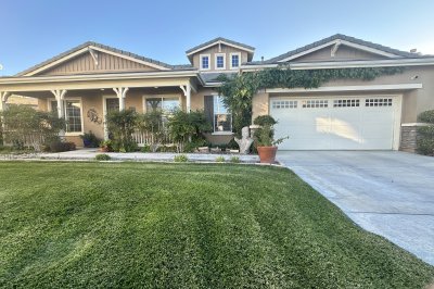 4782 W. Avenue J6, Lancaster CA 93536