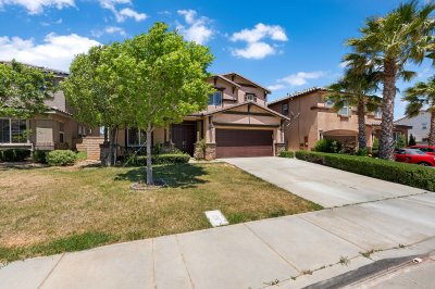 2449 Delicious Ln, Palmdale CA 93551