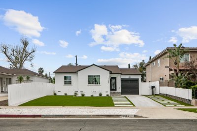 17804 Collins Street, Encino CA 91316