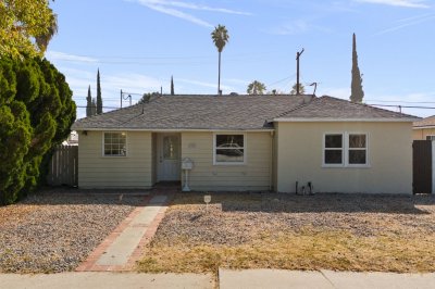 6938 Aura Avenue, Reseda CA 91335