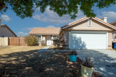 3057 Viana Drive, Palmdale CA 93550