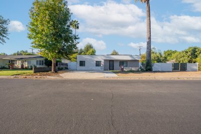 5823 Hillview Park Ave, Van Nuys CA 91401