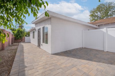 8602 Saloma Avenue, Panorama City CA 91402