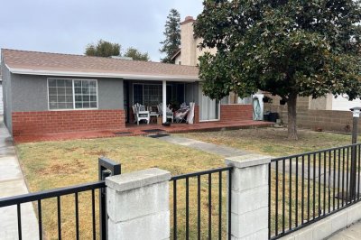 18331 Arminta St, Reseda CA 91335