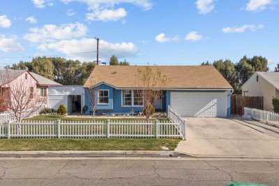 38356 Rosemarie St, Palmdale CA 93550