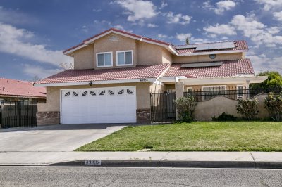 43932 Rembrandt Street, Lancaster CA 93535