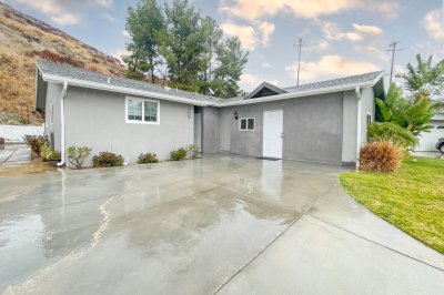 27877 1/2 Rosamond Drive, Santa Clarita CA 91351