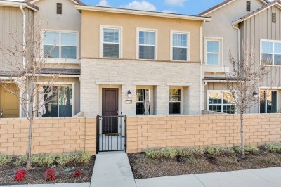 22743 Harmony Dr, Santa Clarita, CA 91350 | Similar Property Thumbnail